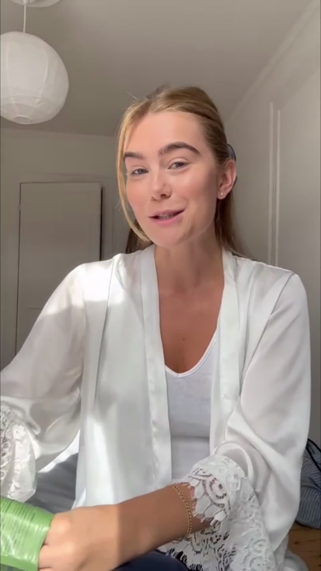 cáene debloat community film — Emelie